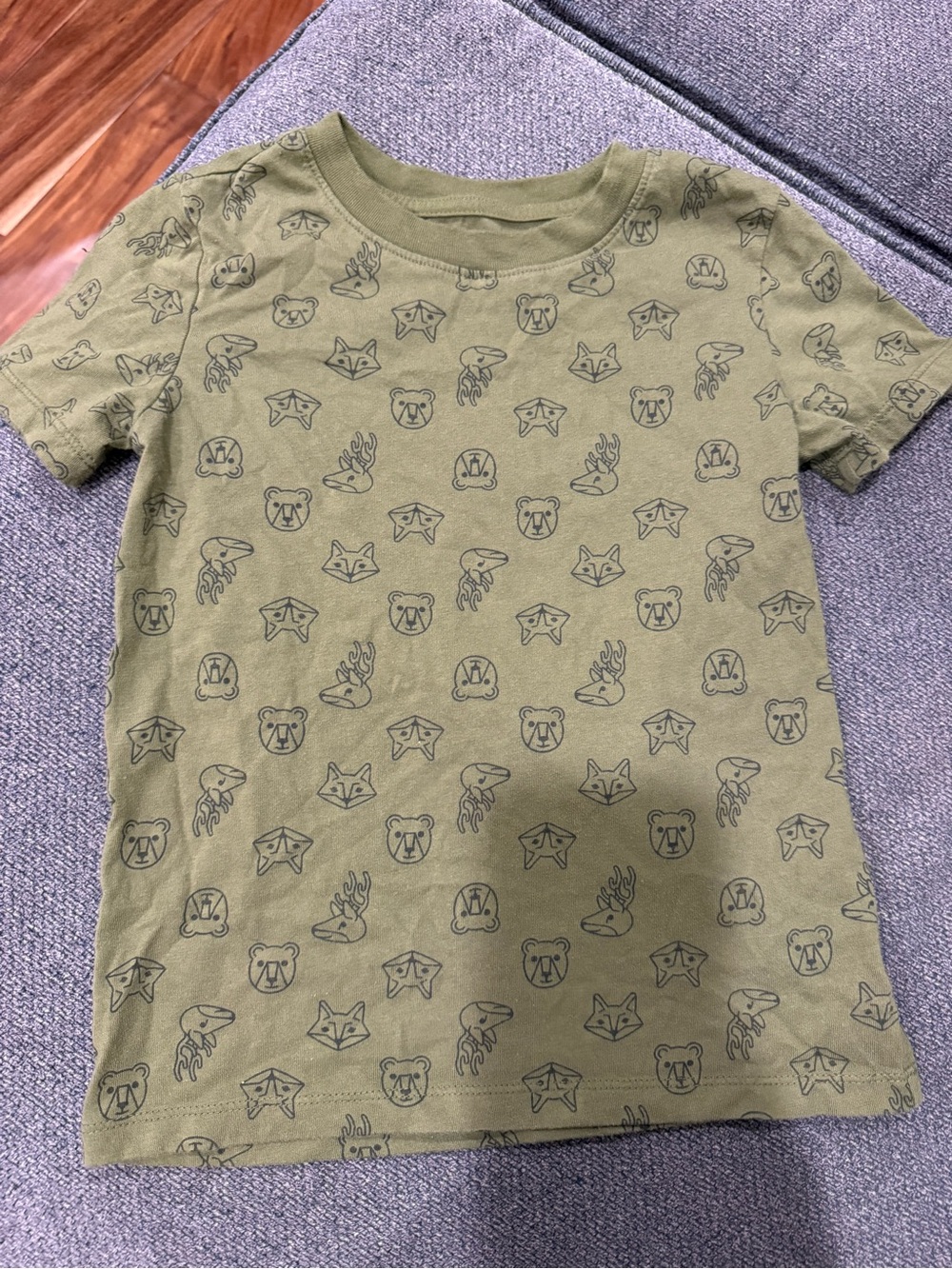Cat & Jack Olive Green Short Sleeve Tee with Animal Face Print